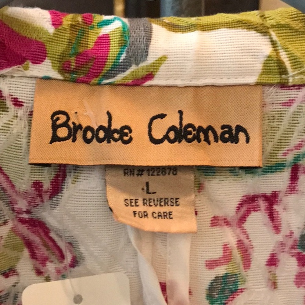 BROOKE COLEMAN SIZE LARGE FLOWER BLAZER  EUC - Picture 4 of 13